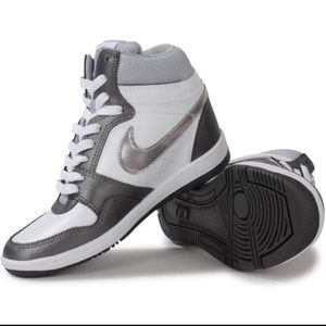 Nike Force Sky High. Women’s size 8.5. New!